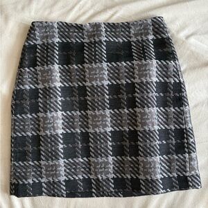 LOFT Black and Gray Plaid Pencil Skirt